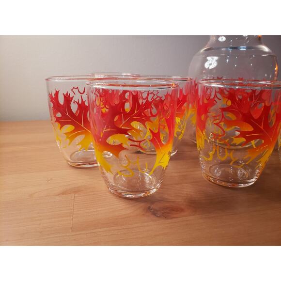 60's Federal Glass Handi-Serv Juice Carafe Pitcher & 9 Juice Glasses Fall Leaves - Picture 4 of 5